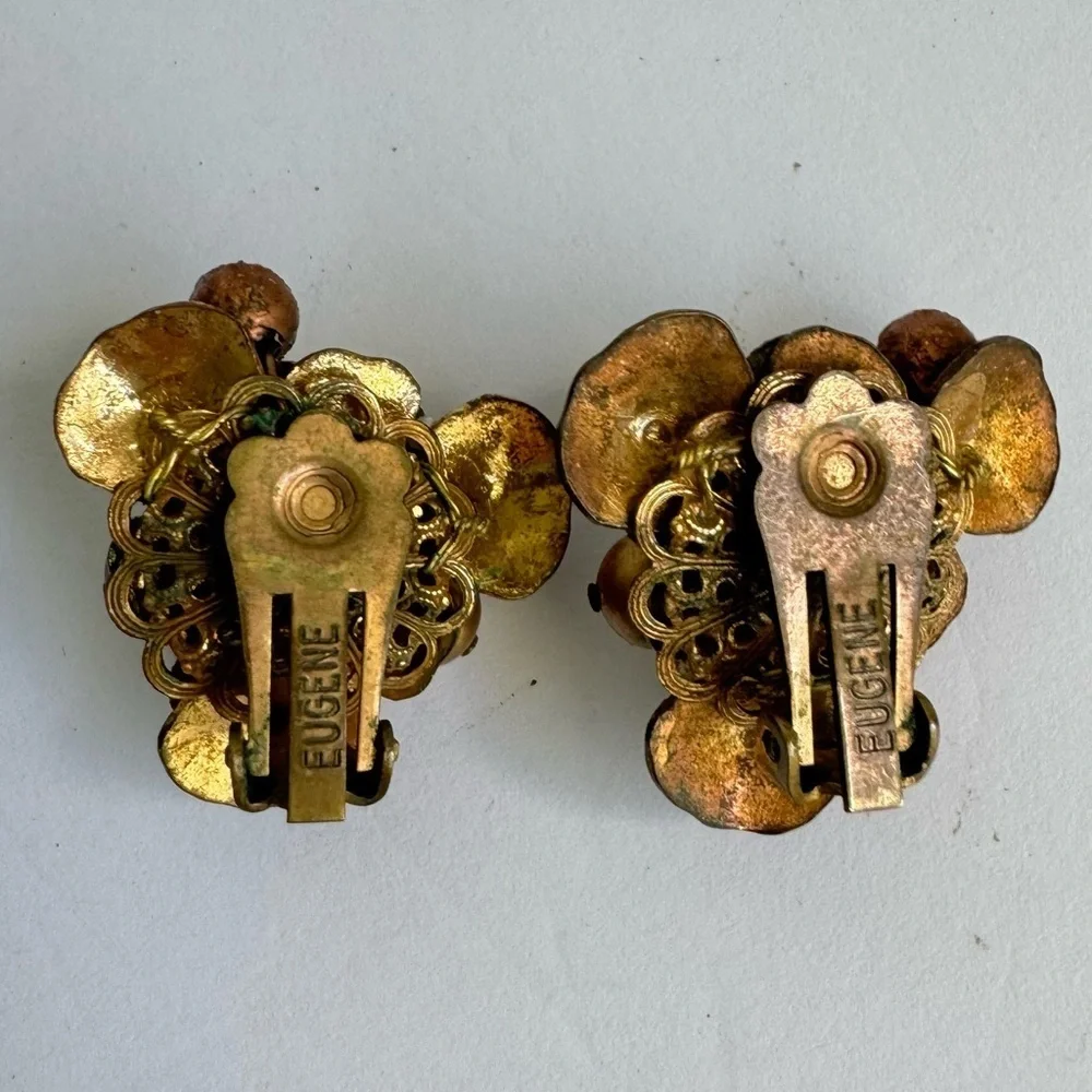Vintage Eugene Cluster Earrings Clip On Beaded‎ Brass Copper Faux Pearls Signed